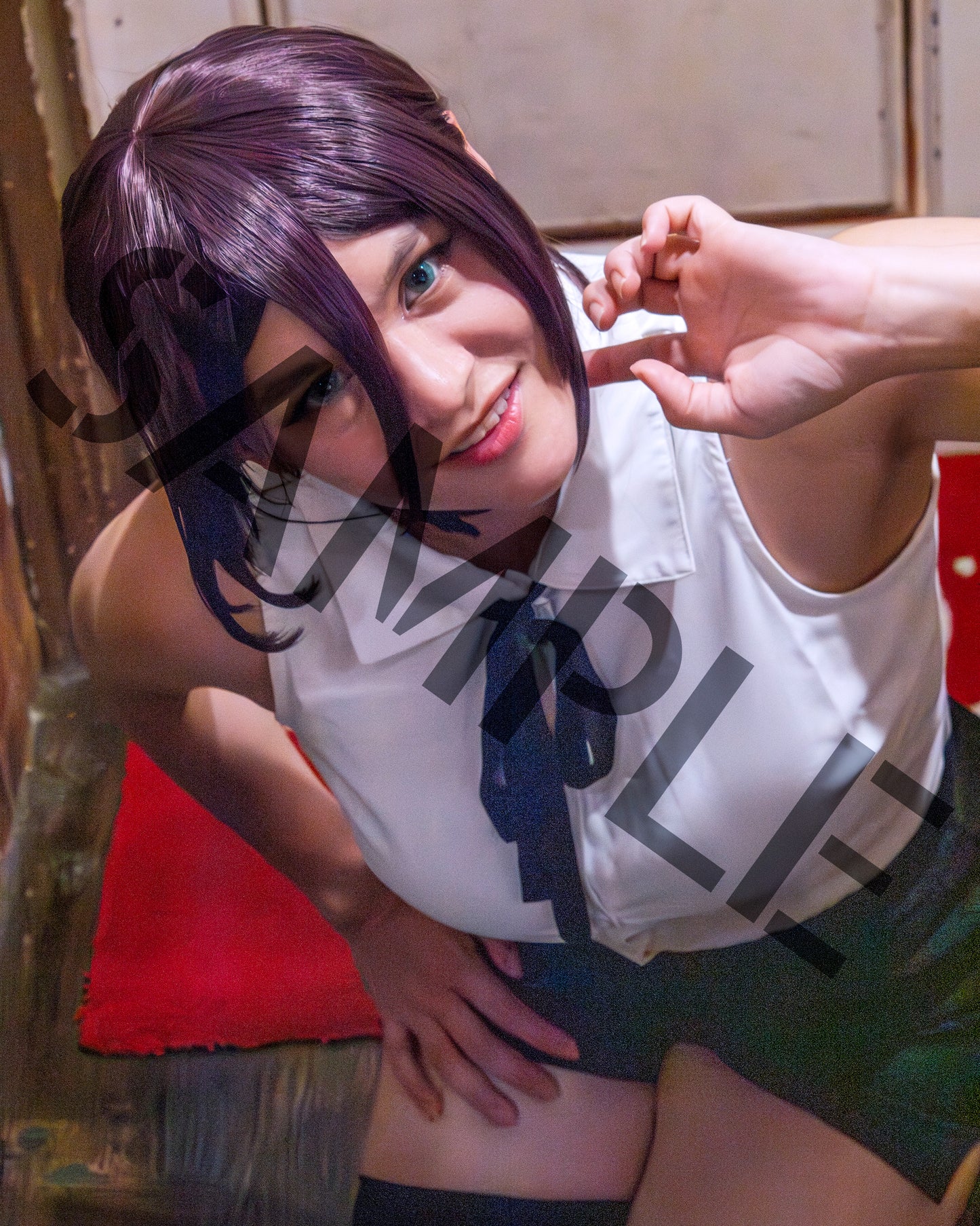 Reze Chainsaw Man Cosplay - Coming in from the Rain